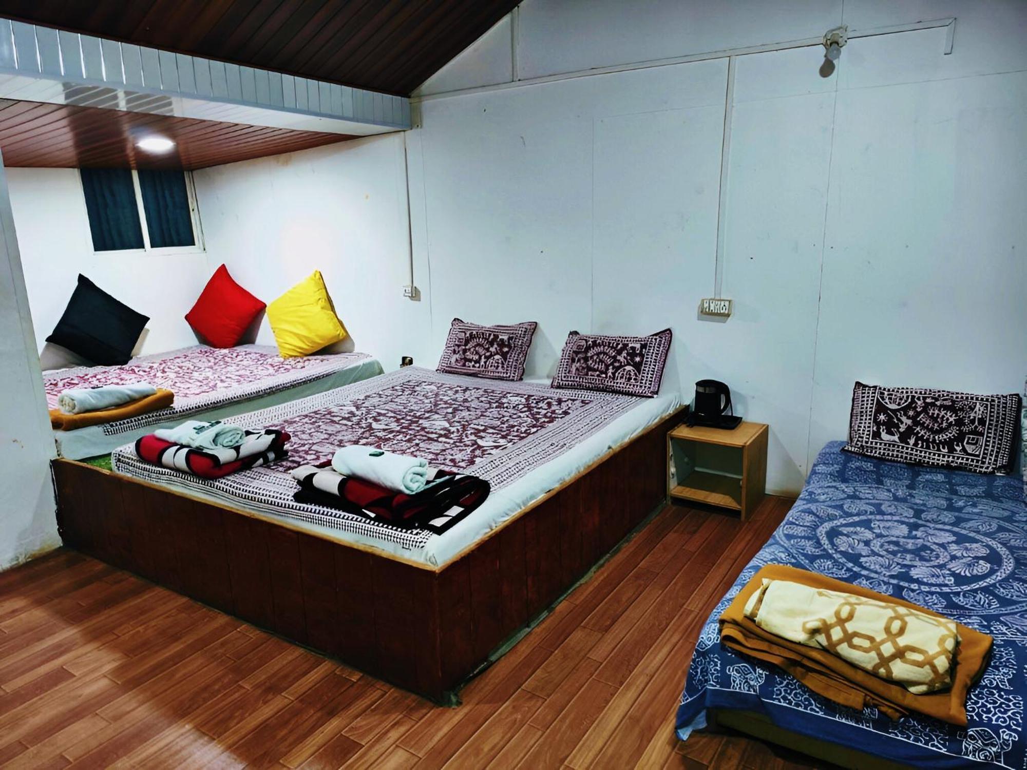 Forrest Homestay Villa Bhor Exterior photo